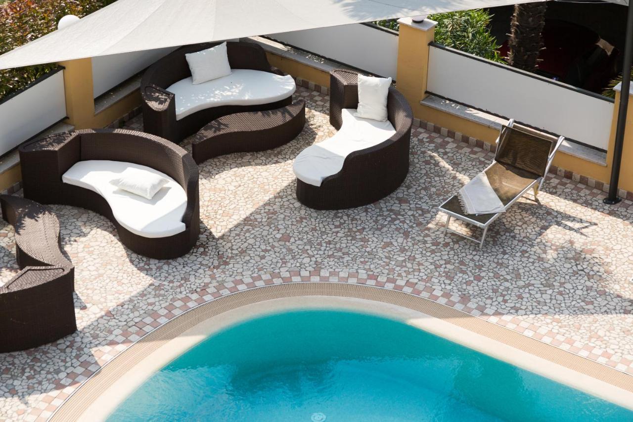 New Garden Hotel