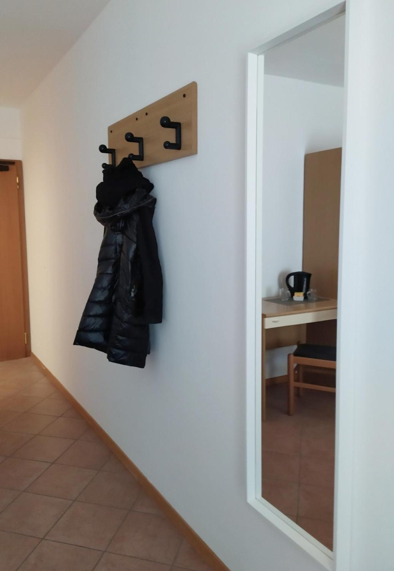 New Garden Hotel 2*